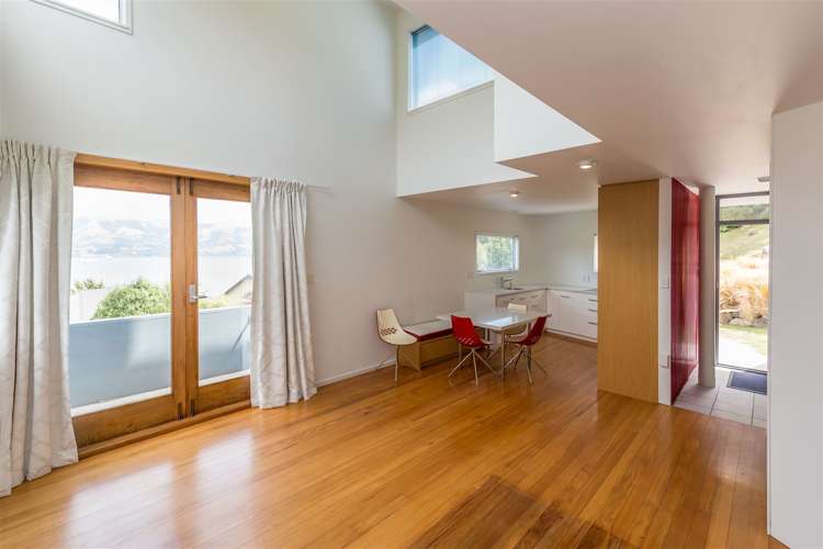 27 Settlers Hill Akaroa_8