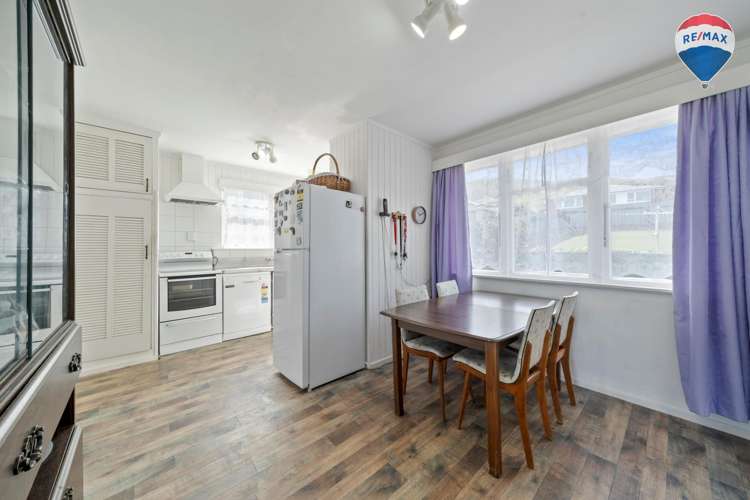 50 Arahura Crescent Waitangirua_6