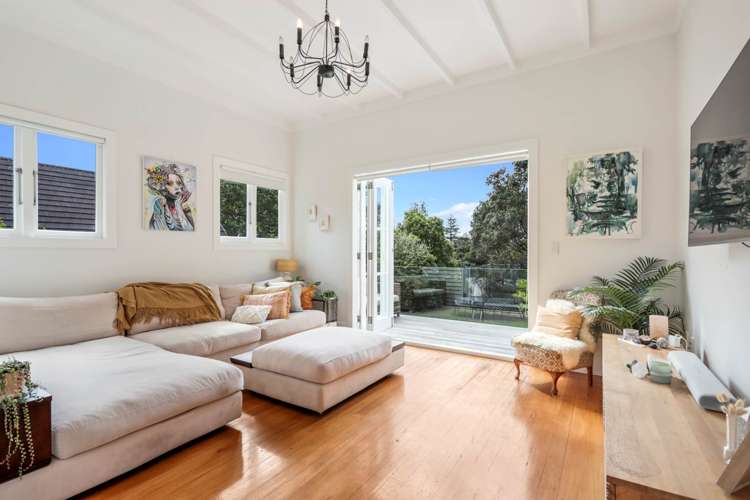 5 Roland Road Greenhithe_10