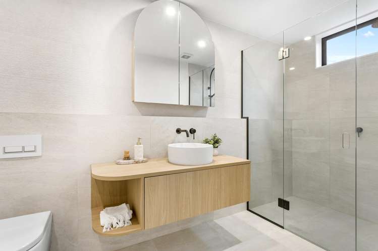36 Colenso Street Sumner_14