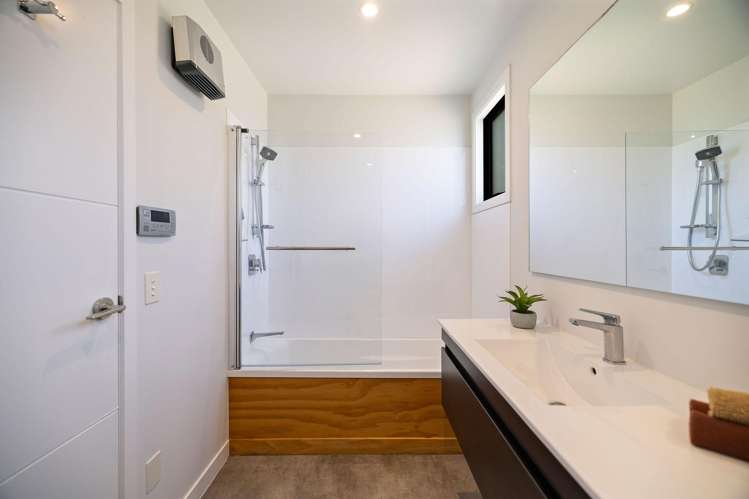 3 Caithness Court Jacks Point_19