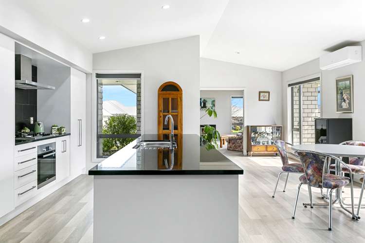 135 Victory Drive Wharewaka_5