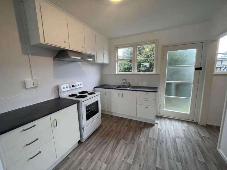 6/22 Beatrix Street 10016_4