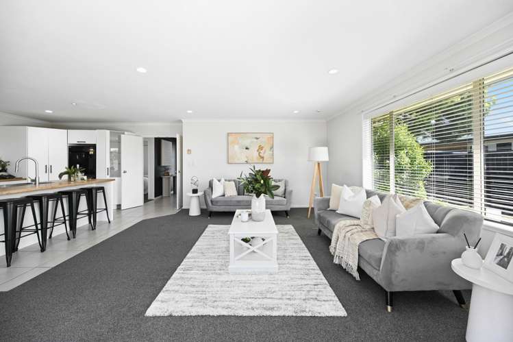 48 Thomas Road Huntington_10