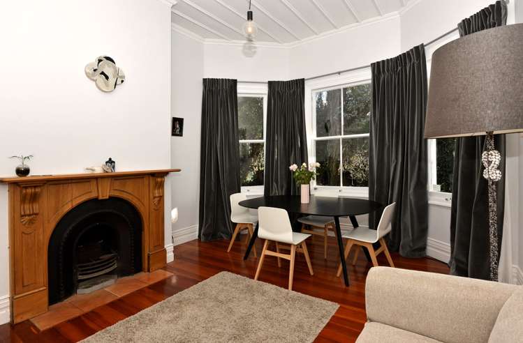 1 Rossgrove Terrace Mount Albert_11