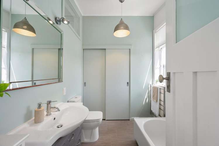 9 Herald Terrace Berhampore_13