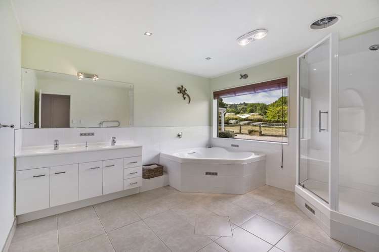 410 Drury Hills Road Drury_13