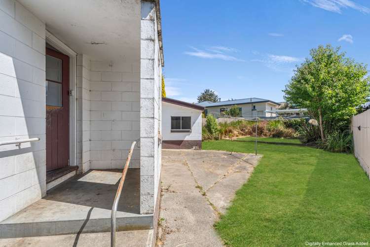 11 Railway Esplanade Gore_24