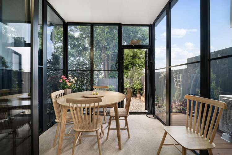 6/32 Brandon Road_5