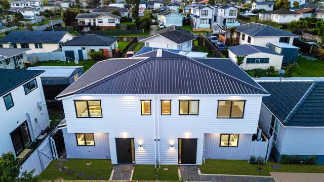 MODERN LIVING AWAITS IN WATTLE DOWNS!