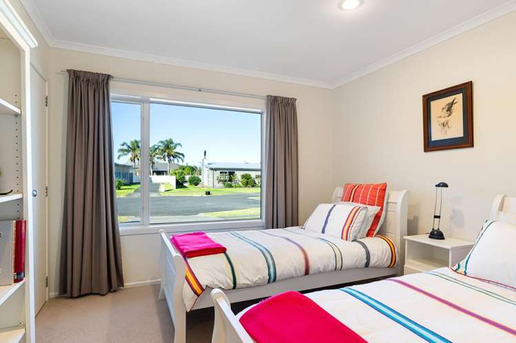 13 Roger Street Lytton West_16