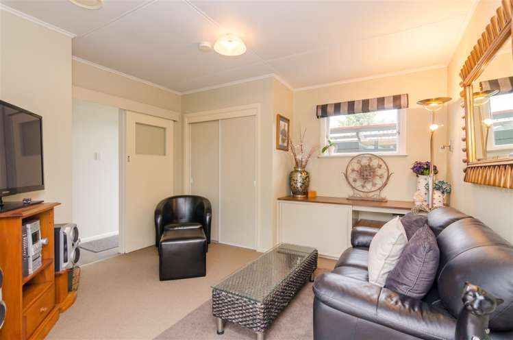 17 Vivian Street Solway_14