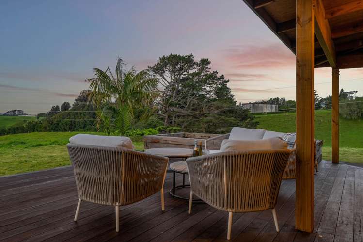 165 Sealy Road Omata_30