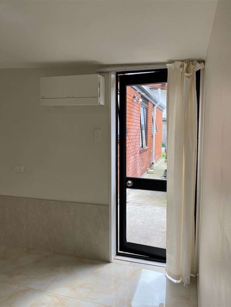 2/4 Betwin Avenue Sockburn_19