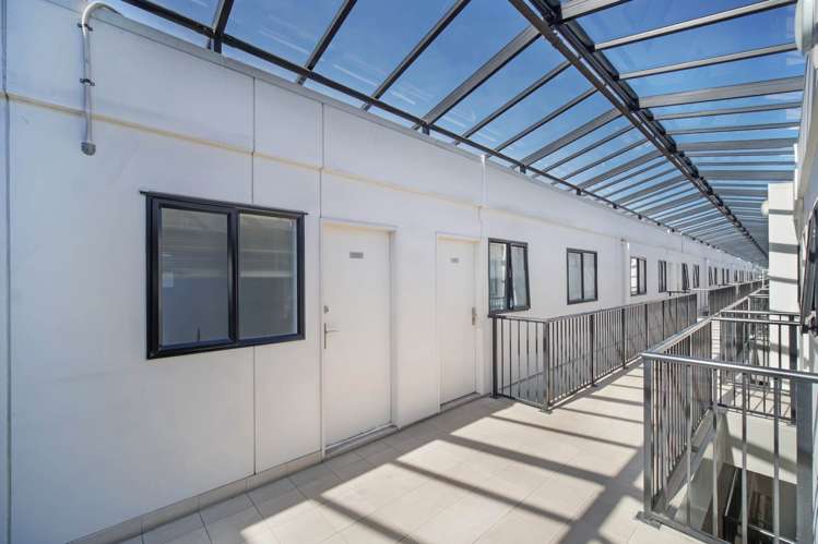 C701/176 Broadway Newmarket_9