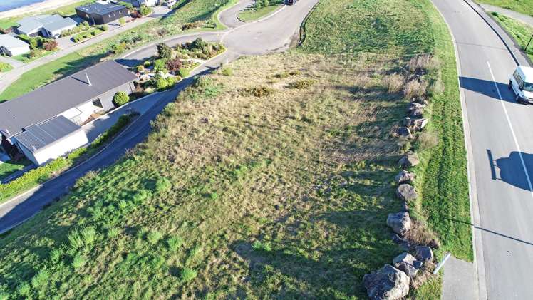 2 Te Wharau Lane Charteris Bay_11