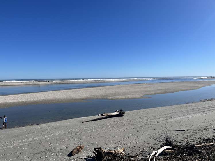 11 Fox Moth Drive Haast_6