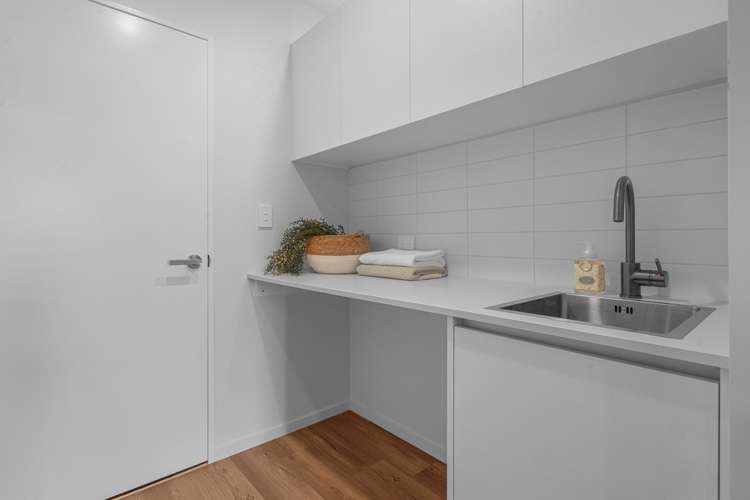 64 Blunden Road Lincoln_16