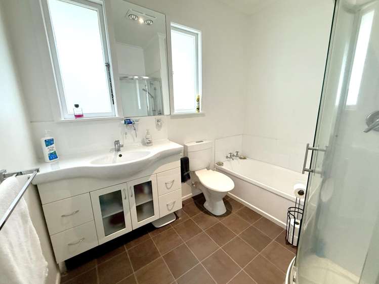 427 Queens Drive Windsor_11