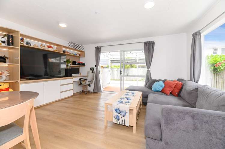 4/8 Onslow Road Papakura_5