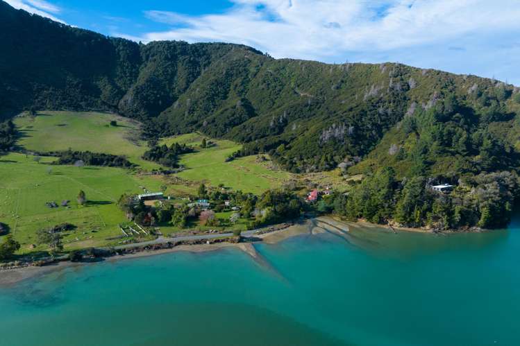6694 Kenepuru Road Marlborough Sounds_36