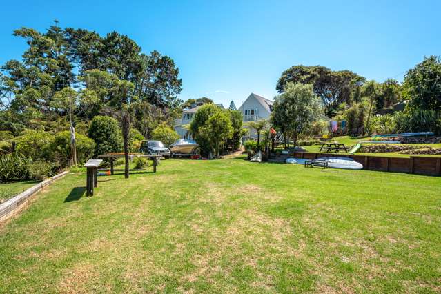 11 Hekerua Road Oneroa_1