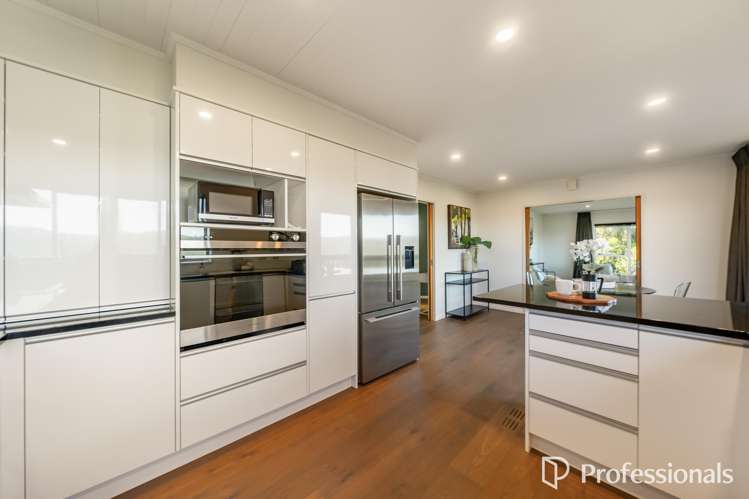 53 Redvers Drive Belmont_12