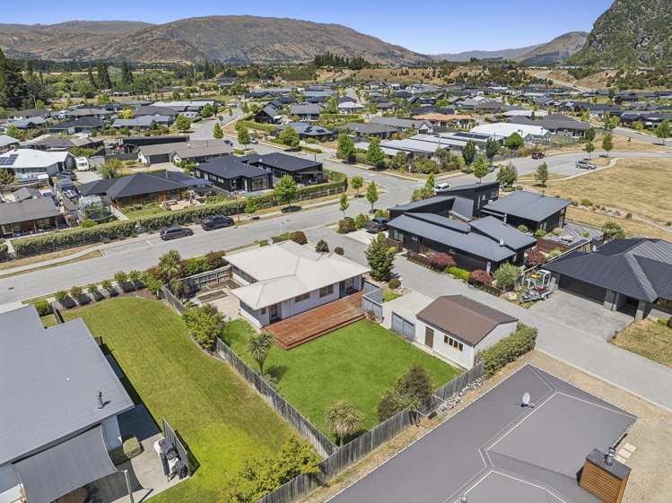 2 Poppy Lane Albert Town_16