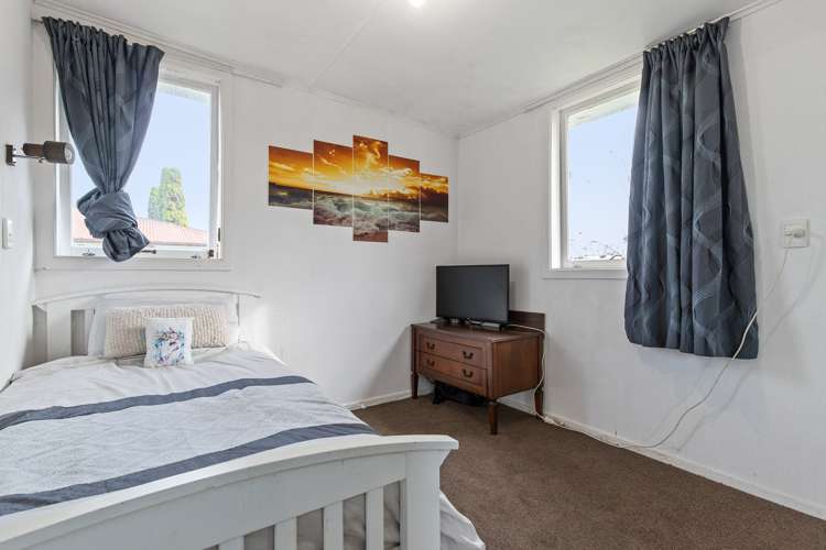 2 Henton Street Te Aroha_12