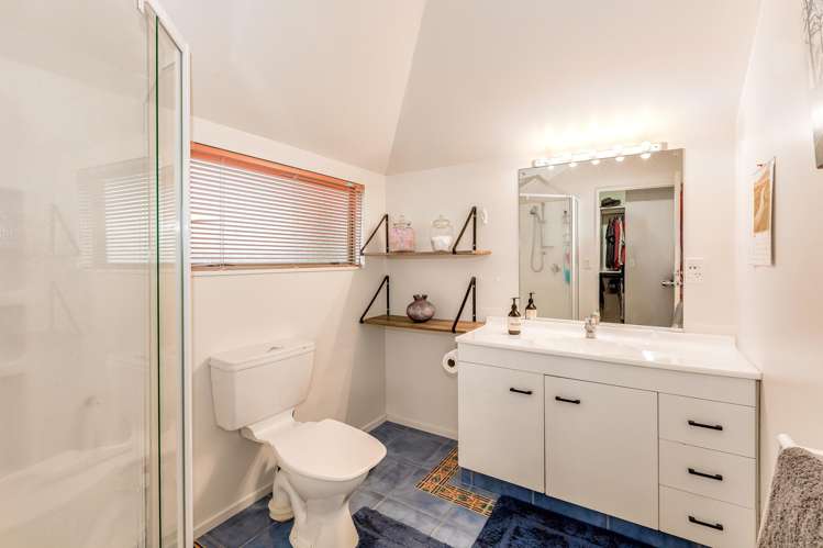 10 Glengavel Grove Papakowhai_23