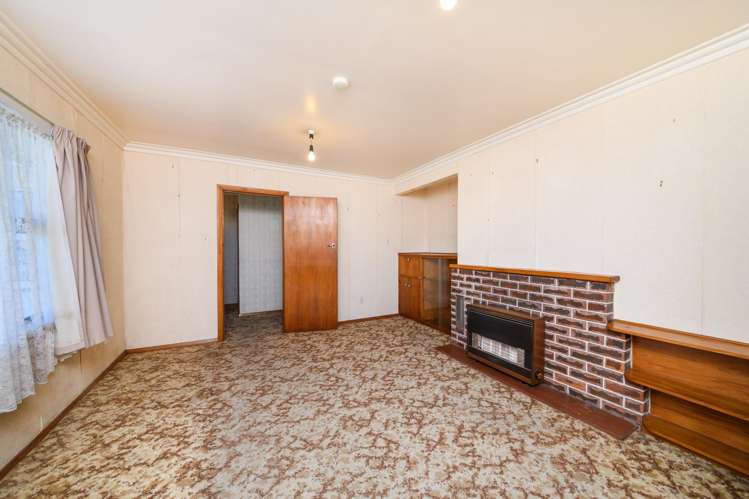 5 Belvedere Crescent Takaro_7