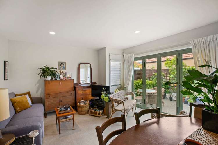 143 Waterside Crescent Gulf Harbour_6