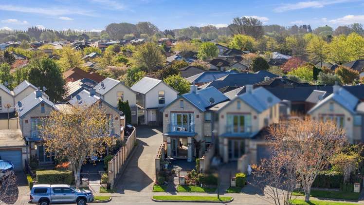 12 Waterford Avenue Northwood_17