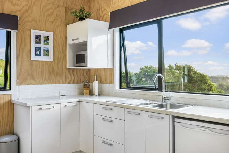 2368 Wairamarama Onewhero Road Glen Murray_6