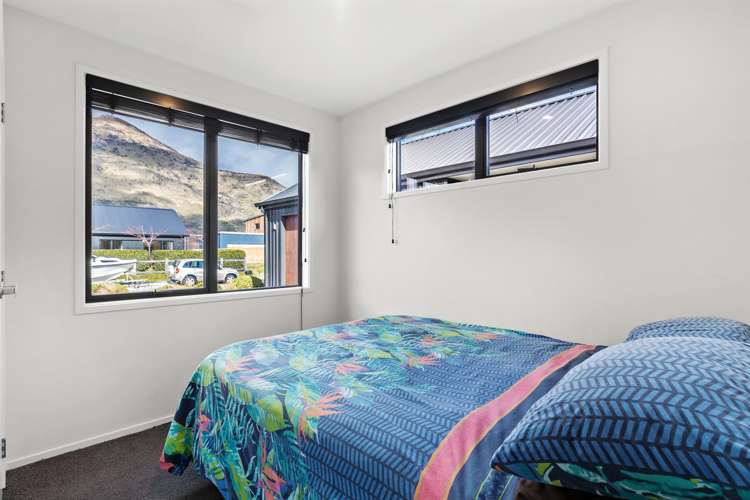 12 Regent Street Lower Shotover_22