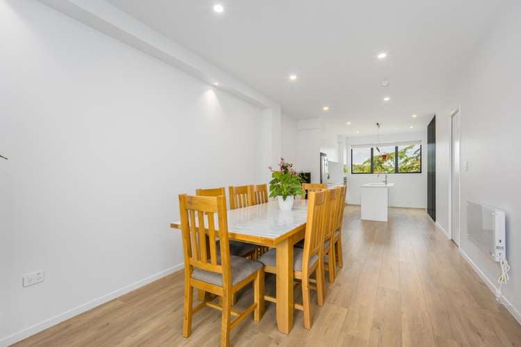 18/54 Taharoto Road Takapuna_6