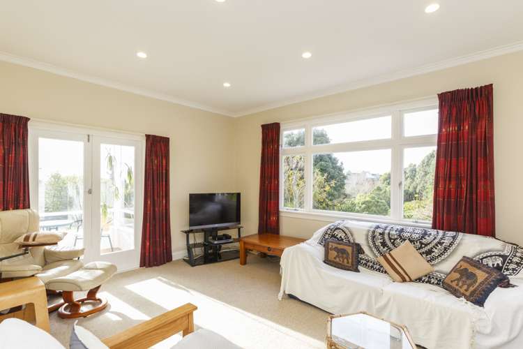 1 Mountain View Road Fitzherbert_1