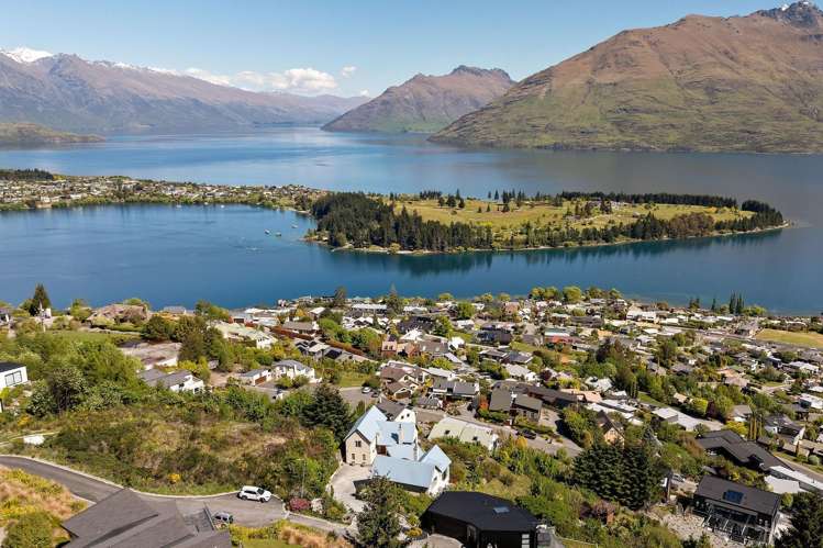 25B Vancouver Drive Queenstown Hill_27