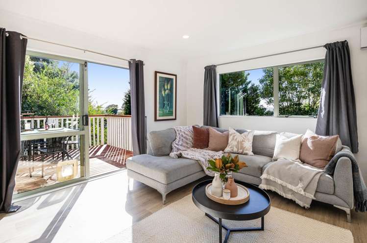 37A Lysander Crescent Beach Haven_1