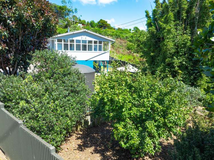 24 Alison Road Surfdale_12