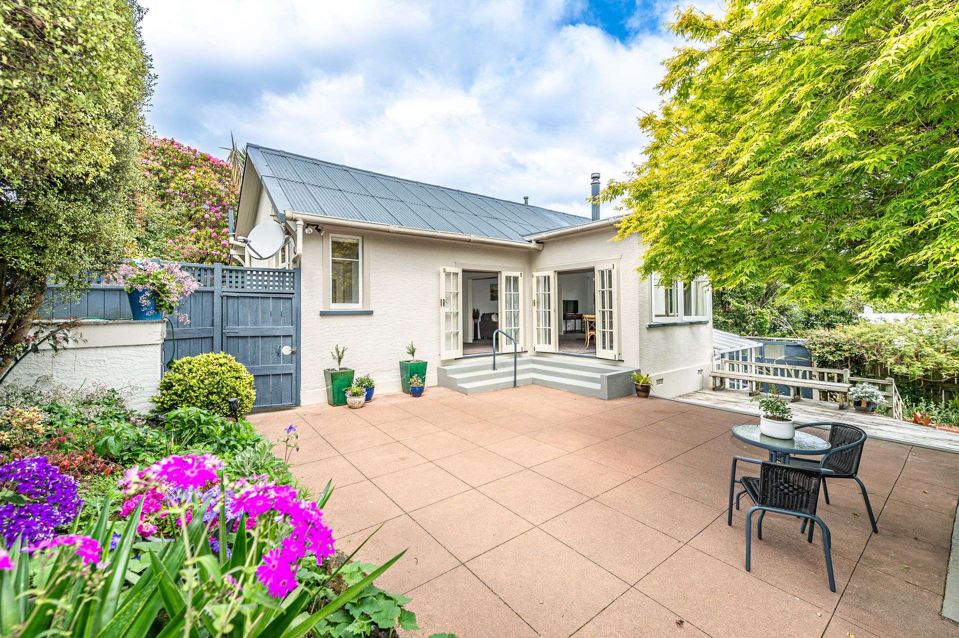 1 Brassey Road Saint Johns Hill_0