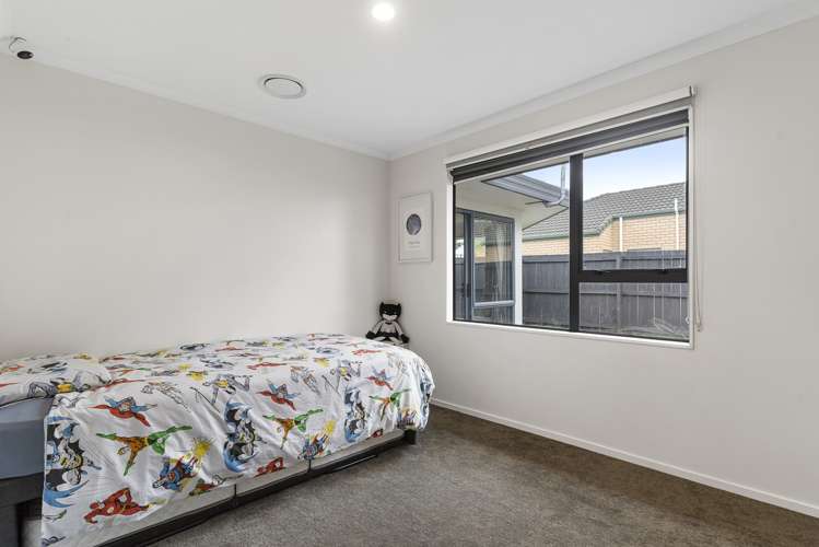 319c Royal Road Massey_11