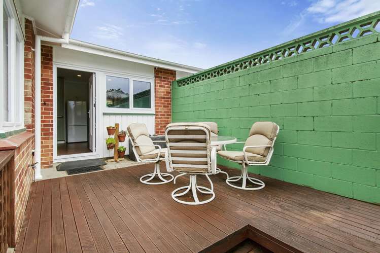 5 Surrey Street Tawa_2