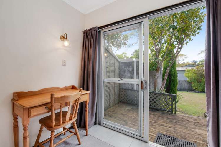 406 Whangaparaoa Road Stanmore Bay_17