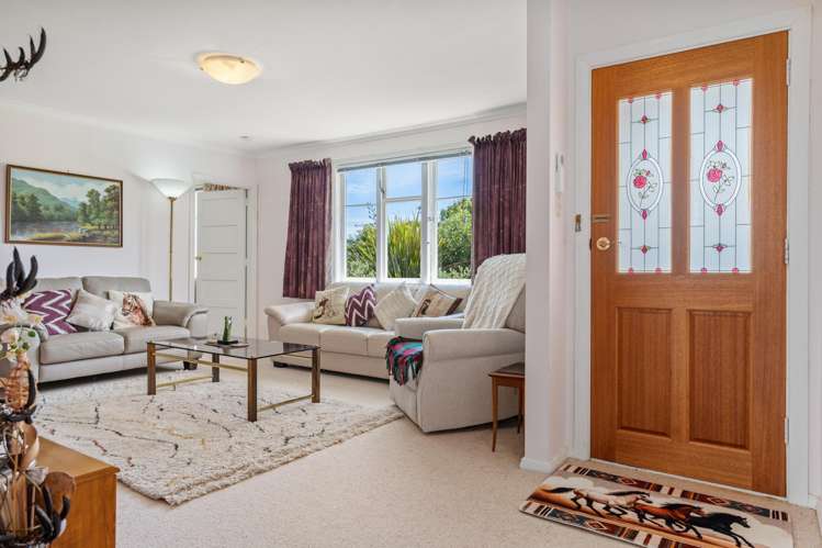 167 Lincoln Road Carterton_8