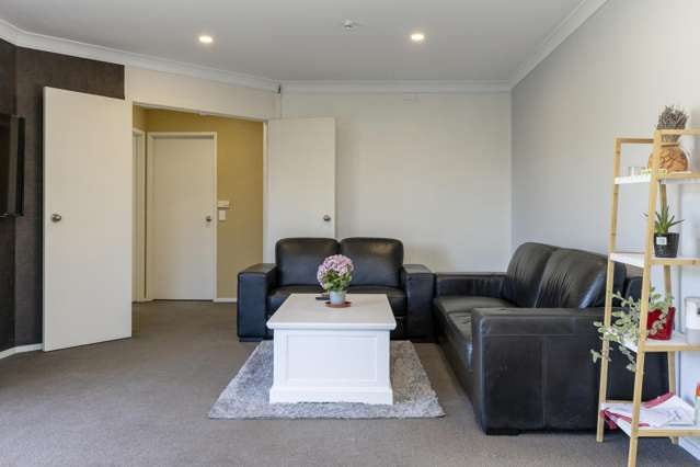 2/95 Kaimanawa Street Taupo Central_1