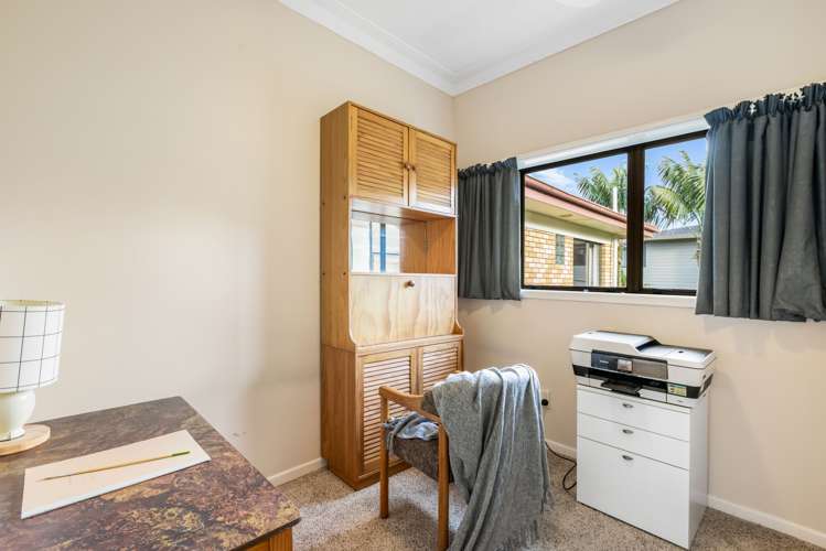 65 Uxbridge Road Mellons Bay_19