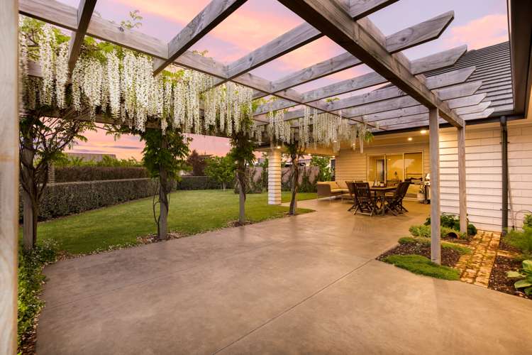 49 Baxter Michael Crescent Cambridge_11