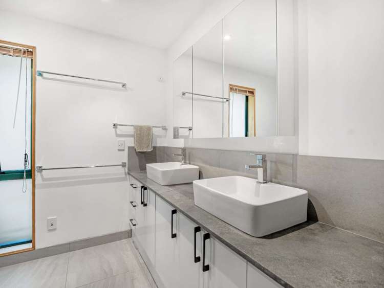 43 Durrell Way Rolleston_15