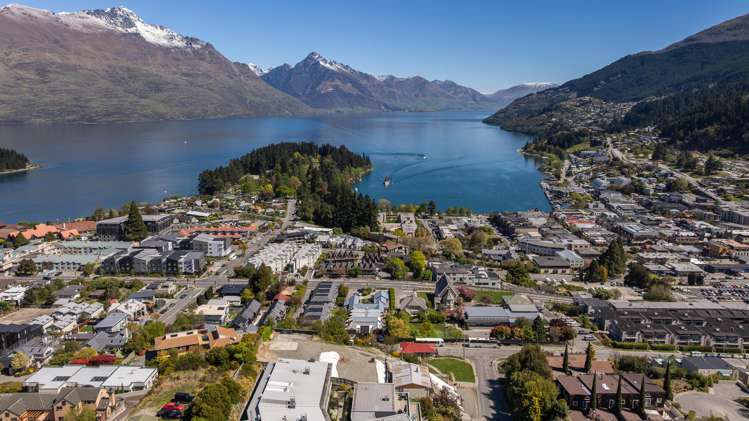 9 Edgar Street Queenstown_5